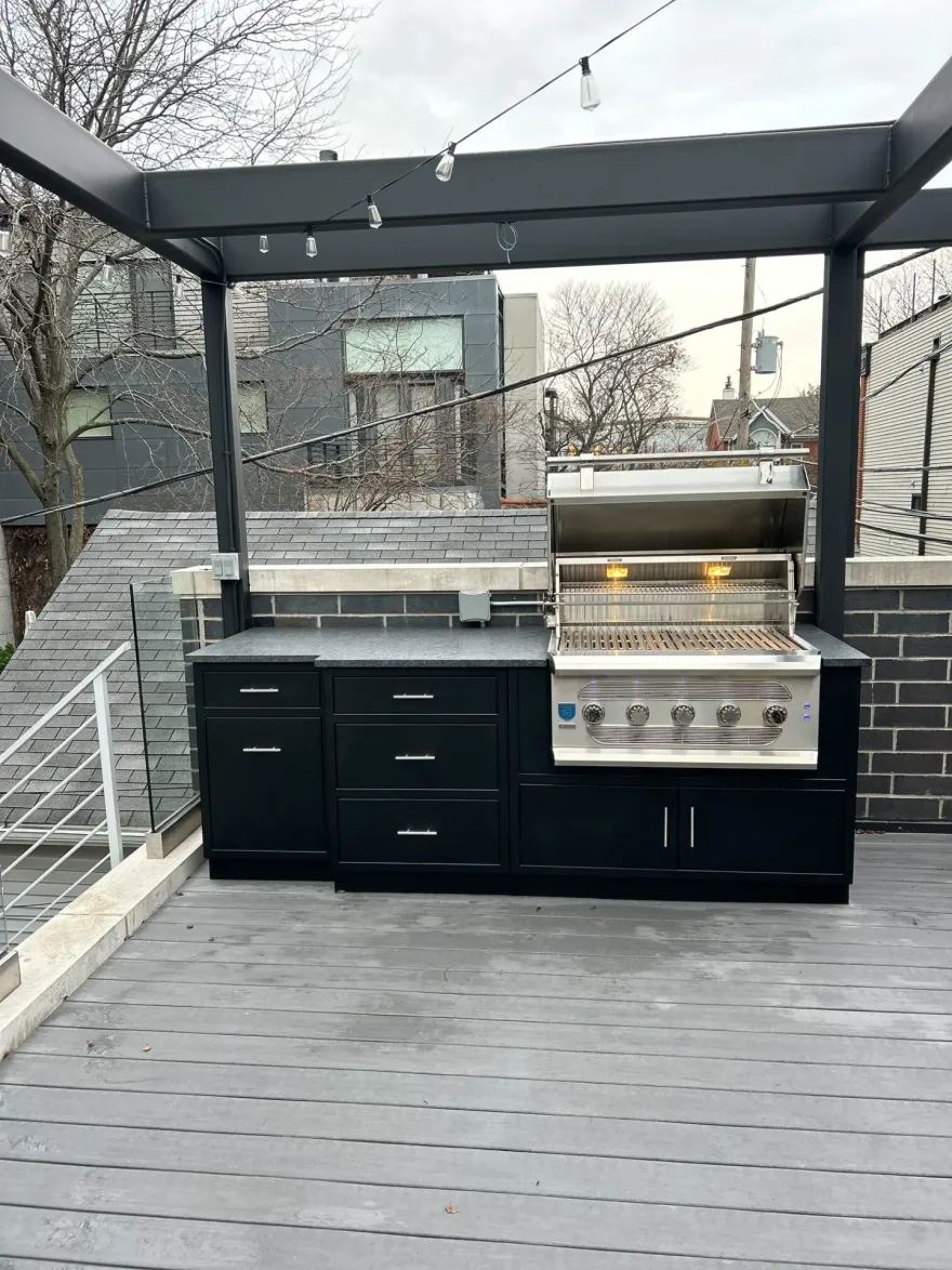 Aluminum island outdoor kitchen with built-in grill